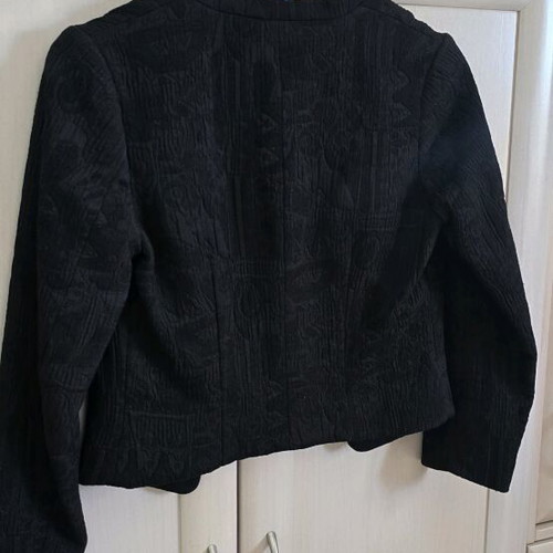 Crop brocade jacket H&M size small like new