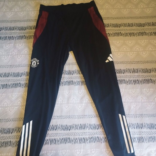 Adidas Manchester United training tracksuit size M like new