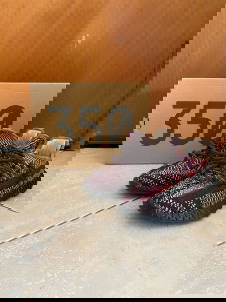 Yeezy boost 350 v2 yecheil