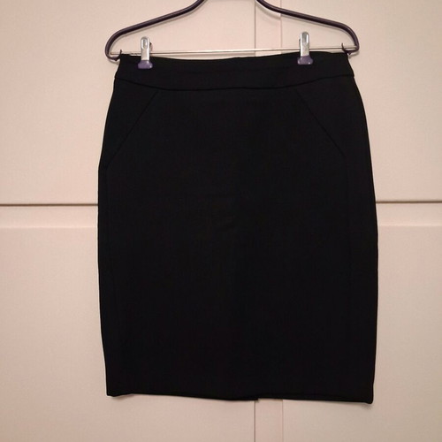 Elastic black skirt like new, size S