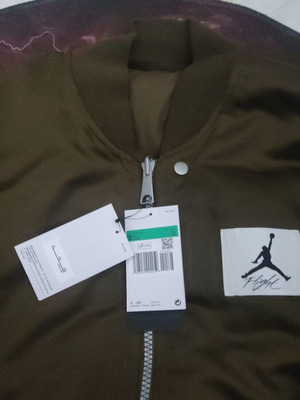 Nike Jordan Essentials XL reversible jacket with gift socks new, brown
