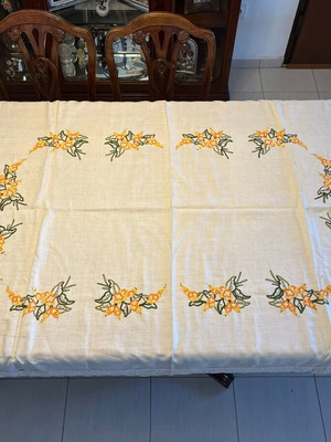 Tablecloth used with embroidery and stain, size 168x122cm