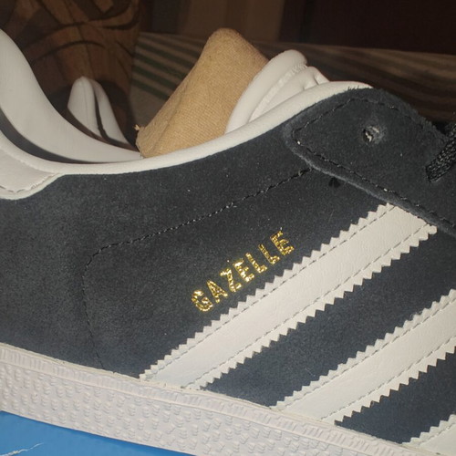 Adidas Originals Gazelle sneakers new, black with white details