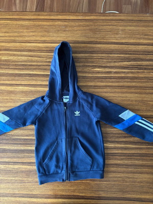 Adidas retro hoodie jacket size 7-8 years like new, blue