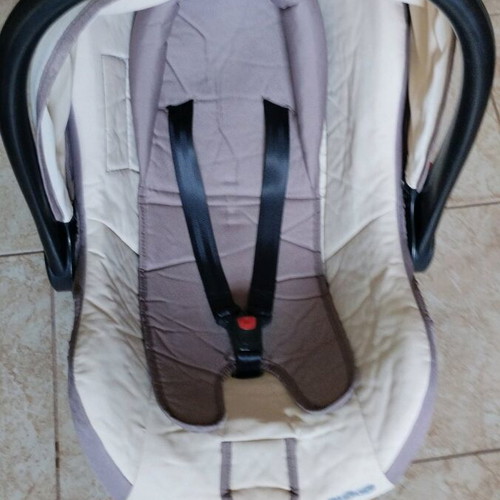 Kiddo baby car seat egg used, beige