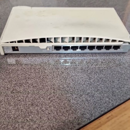 3Com OfficeConnect Hub 8/TPO used, 8-port 10Mbps Ethernet hub