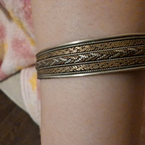 Multicolor cuff bracelet used, gold and silver tones