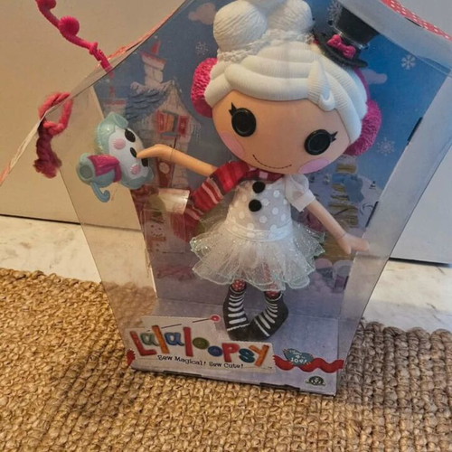 Lalaloopsy Winster Snowflake doll new, sealed in box