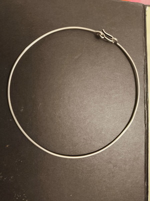 Silver choker like new