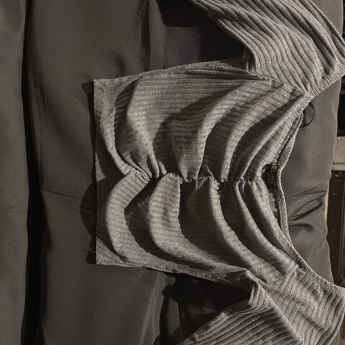 Gray blouse with shirring like new, one size