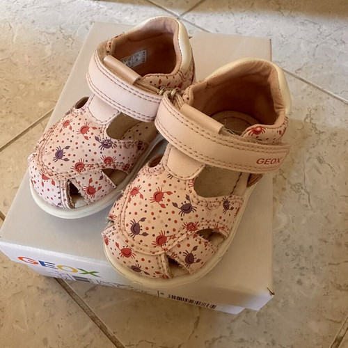 Geox anatomical baby shoes size 19