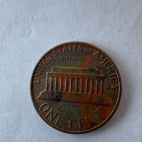 Lincoln cent 1983 used, mitre error