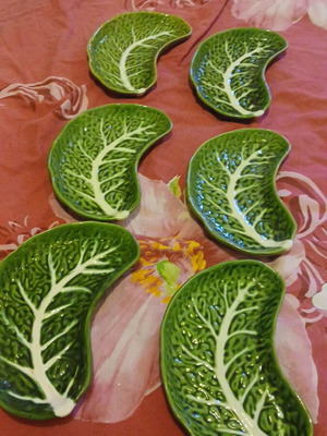 Vintage Bordallo Pinheiro Cabbage Ware set of 6 crescent plates like new