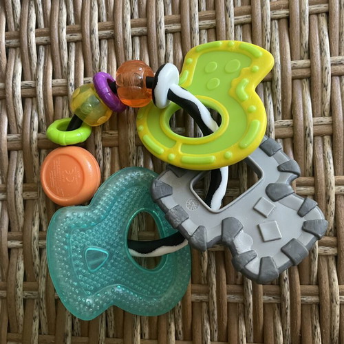 Infantino Slide Chew Teether Keys like new