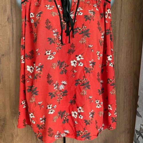 Marks & Spencer viscose shirt L used, black and red