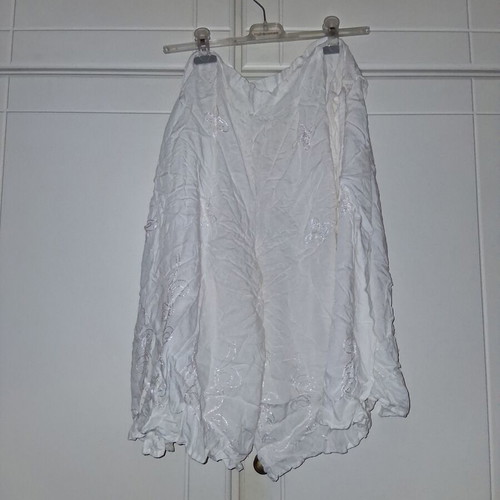 Zyp KyloT Pareo white cotton with embroidery, like new