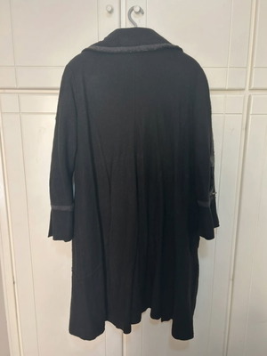 Black coat, XL size