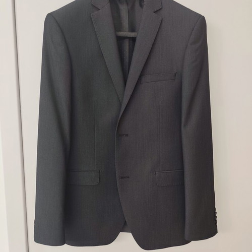 Berto Lucci suit size 50 dark anthracite with Oxford tie like new