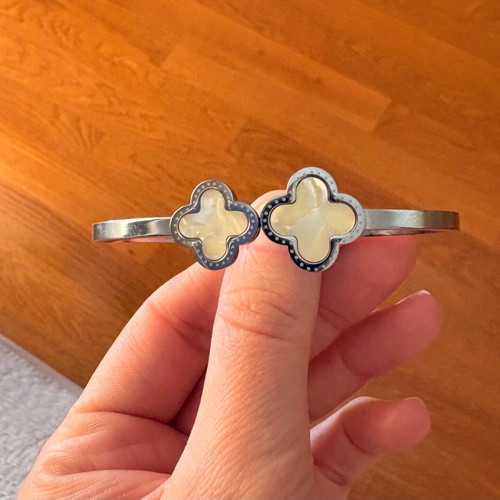 Bracelet new gray and beige