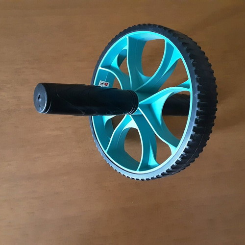 Fitness wheel slightly used
