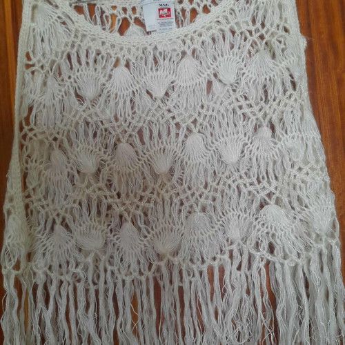 MNG white poncho top like new, one size