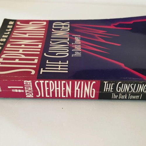 The Dark Tower I: The Gunslinger Stephen King used, softcover