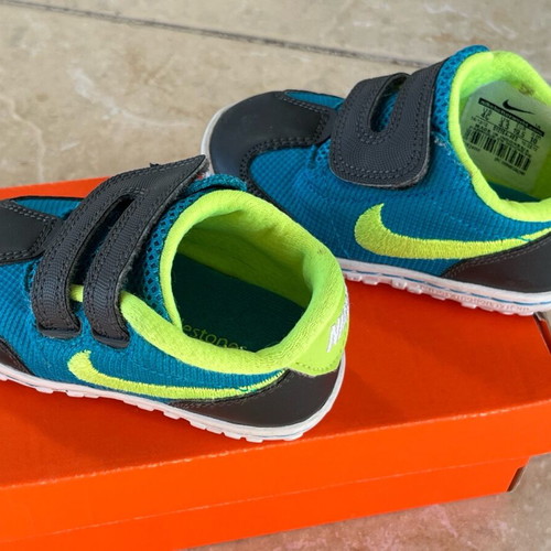 Nike shoes for boy size 19.5 used