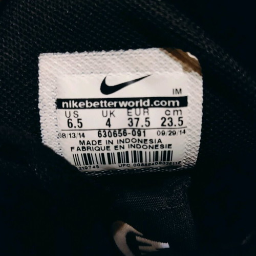 Nike sports black sneakers like new, size 37.5