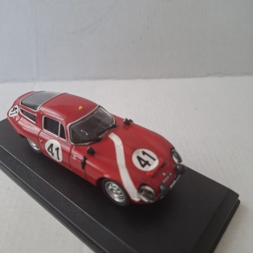 Alfa Romeo Giulia TZ1 1964 scale model used, Best Model 1:43