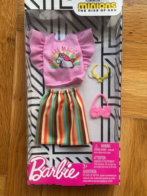 Barbie Minions doll clothes sealed