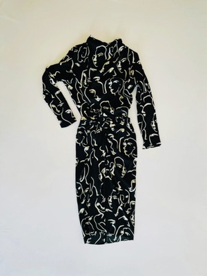 Zara set blouse and midi skirt like new, black and white viscose