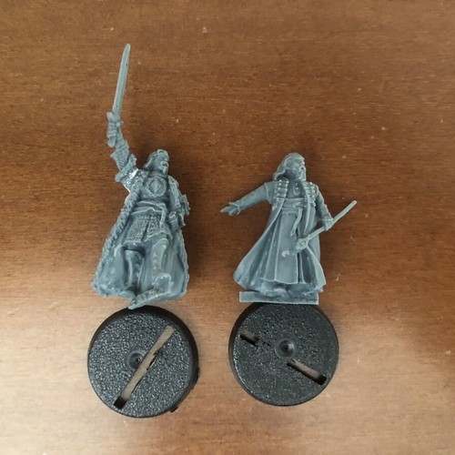 Arvendui and Malbeth Arnor army leader figures new