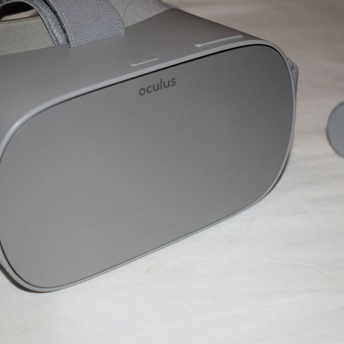 Oculus Go 32GB VR headset used