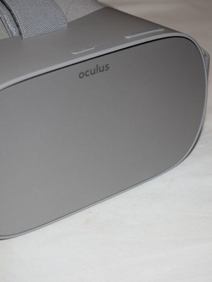 Oculus Go 32GB VR headset used
