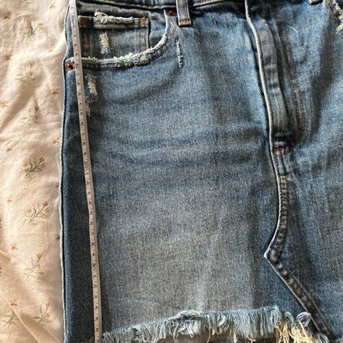 Abercrombie & Fitch denim skirt new, size Waist 28 / 6, blue
