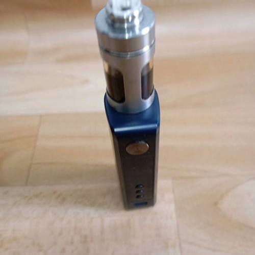 Electric cigarette used in good working condition
