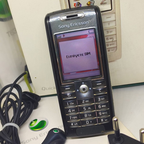 Sony Ericsson T630 Liquid Black full box used, like new