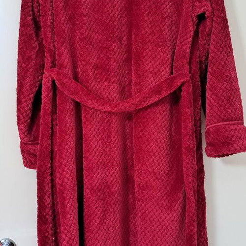 Beldona Robe new, size L, red, very soft