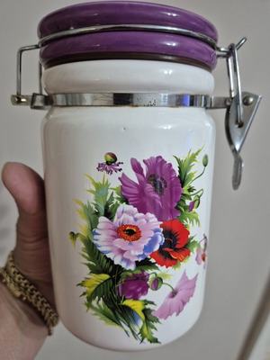 Porcelain spice jar new condition