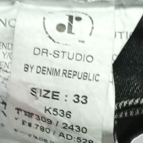 Jean men's black pants size 33 new, slightly wide fit