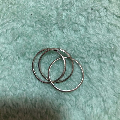 Trivero three silver rings used