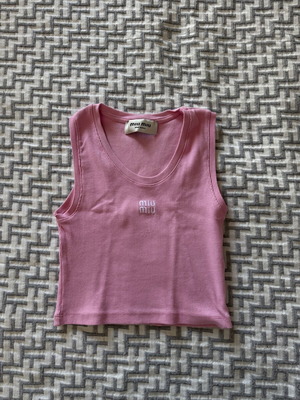 Miu Miu pink top like new, size L fits M