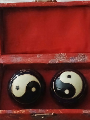 Baoding Chinese Health Balls Yin-Yang like new