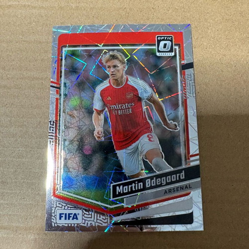 Panini Donruss Fifa 2023-24 Martin Odegaard #69 Velocity Prizm card new