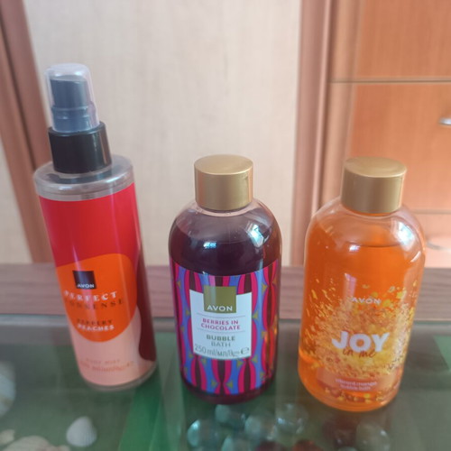 Shower gel and spray perfume set new, authentic