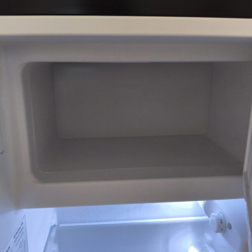 Morris B71080ESD refrigerator 80L black