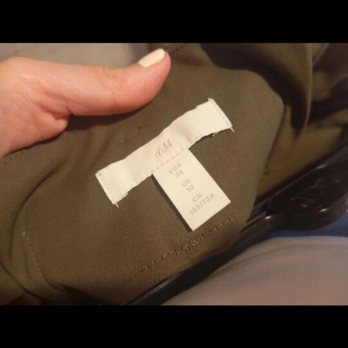 Midi skirt H&M like new, khaki, size 38 with belt