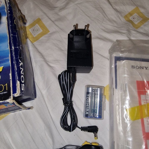 Sony Sports CD Walkman D-SJ01 collectible