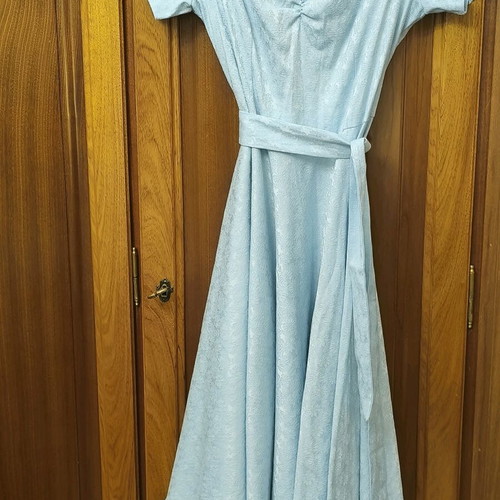 London Boutique Brocade Stretch Dress Blue Like New