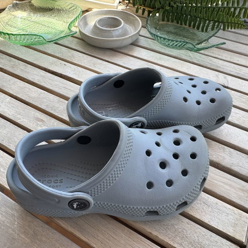 Crocs kids C10 27-28 like new, gray clogs